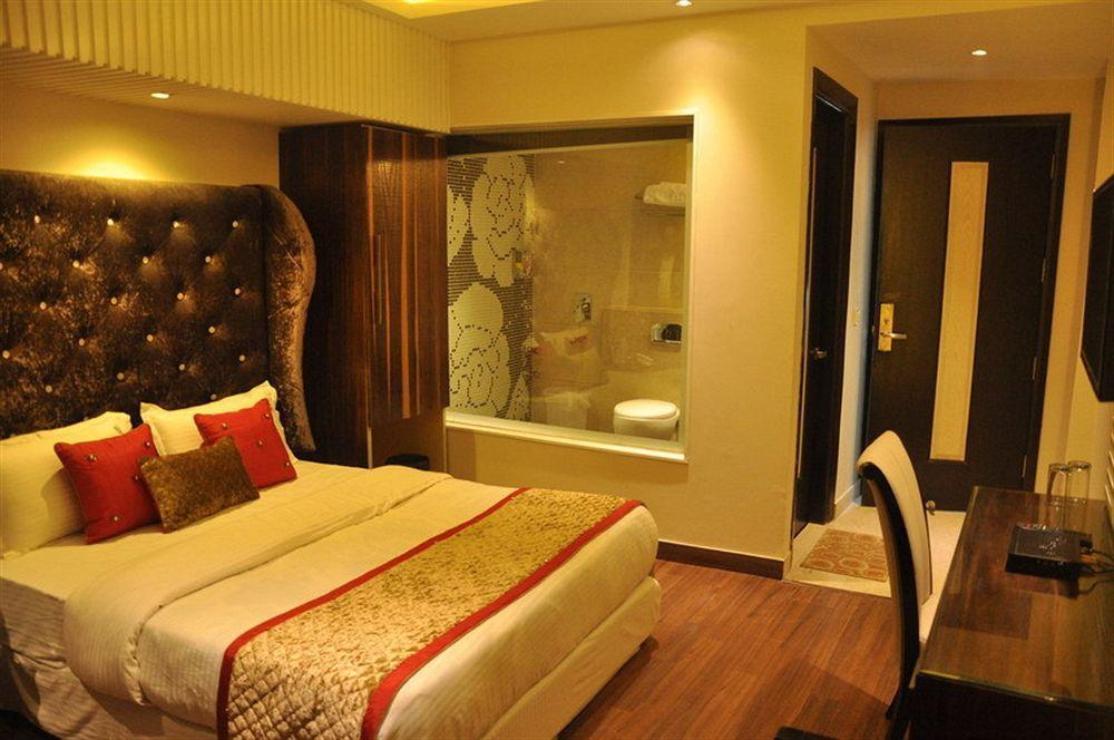 Hotel Uppal International, Near New Delhi Railway Station Екстериор снимка