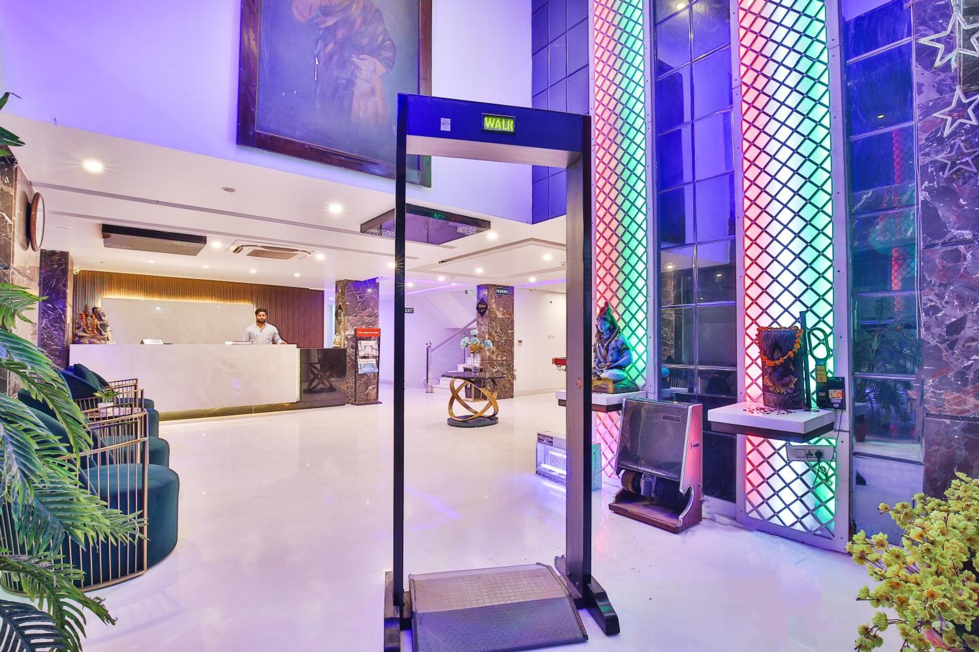 Hotel Uppal International, Near New Delhi Railway Station Екстериор снимка