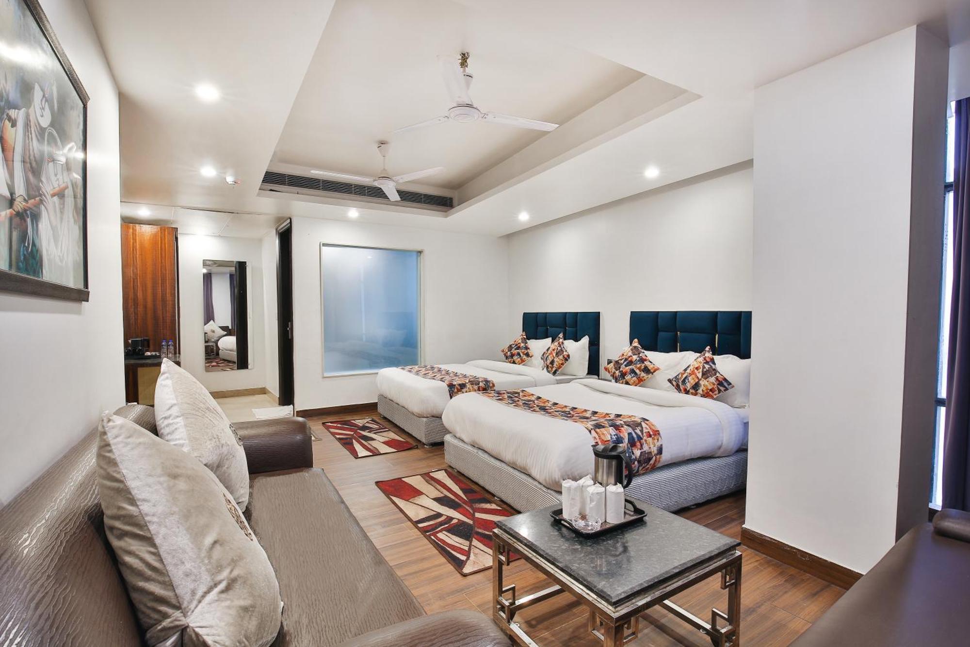 Hotel Uppal International, Near New Delhi Railway Station Екстериор снимка