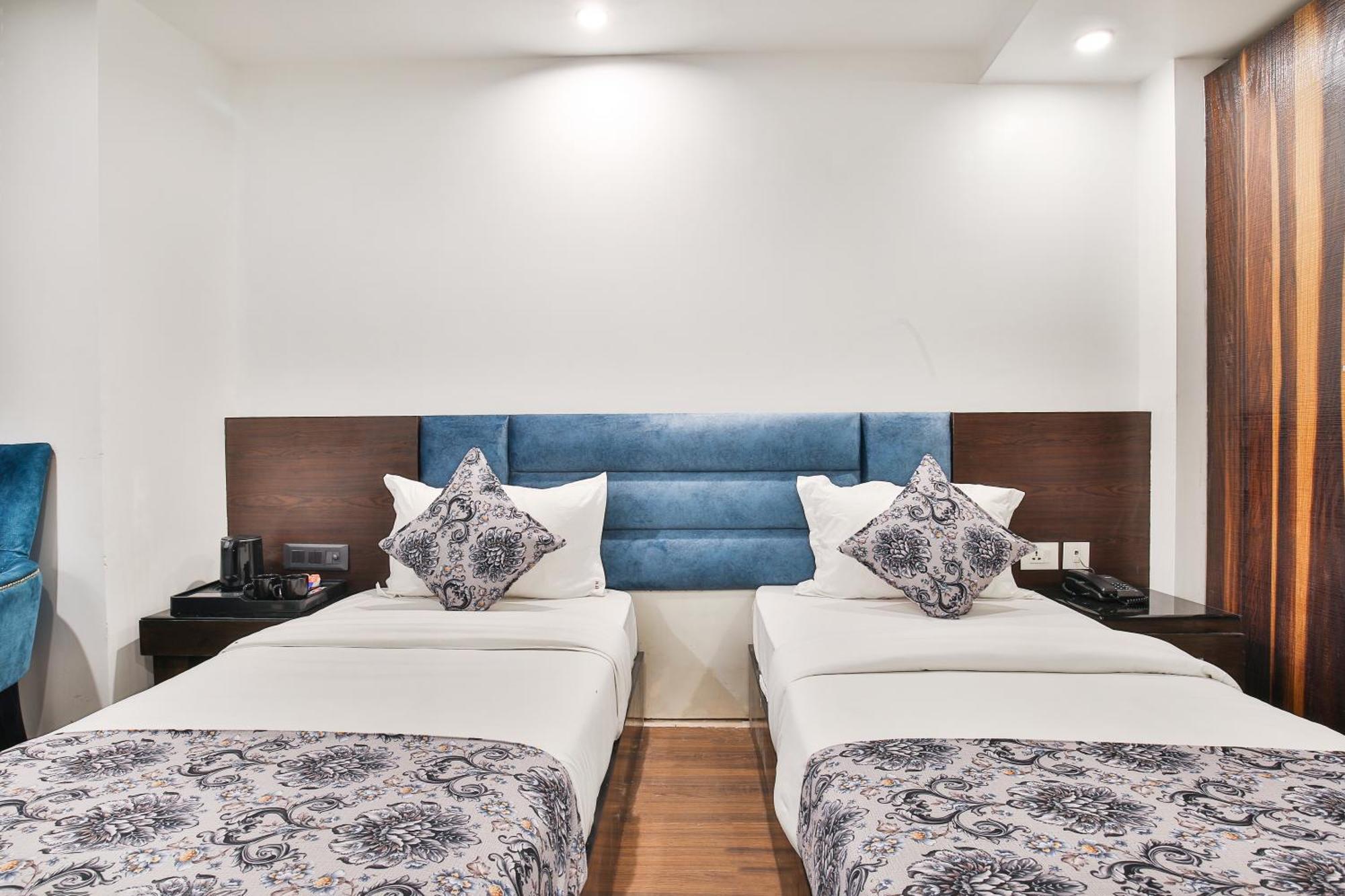 Hotel Uppal International, Near New Delhi Railway Station Екстериор снимка