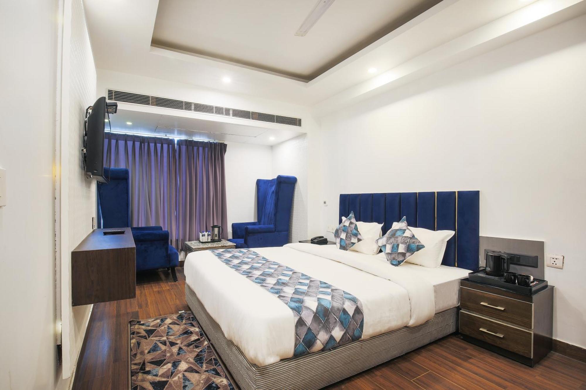 Hotel Uppal International, Near New Delhi Railway Station Екстериор снимка