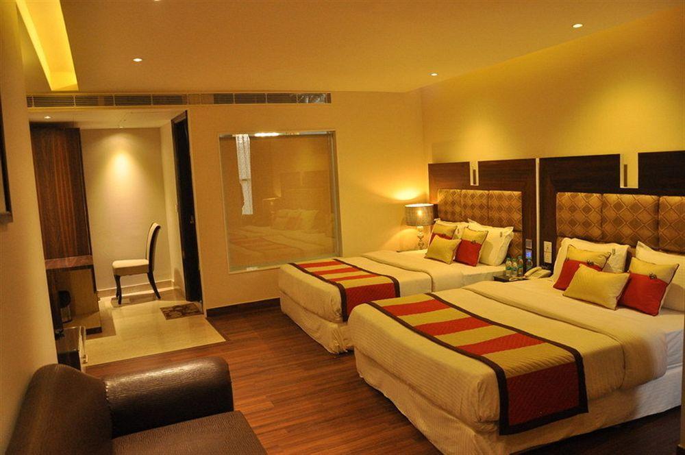 Hotel Uppal International, Near New Delhi Railway Station Екстериор снимка